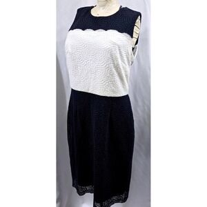 Karl Lagerfeld Paris Women's Lace Dress Sleeveless Navy Blue Cream Size 10 Chic
